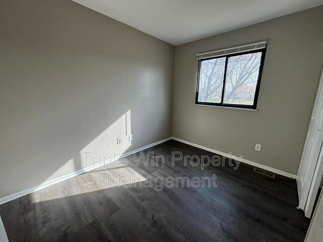 Building Photo - 1464 Monopoly Dr