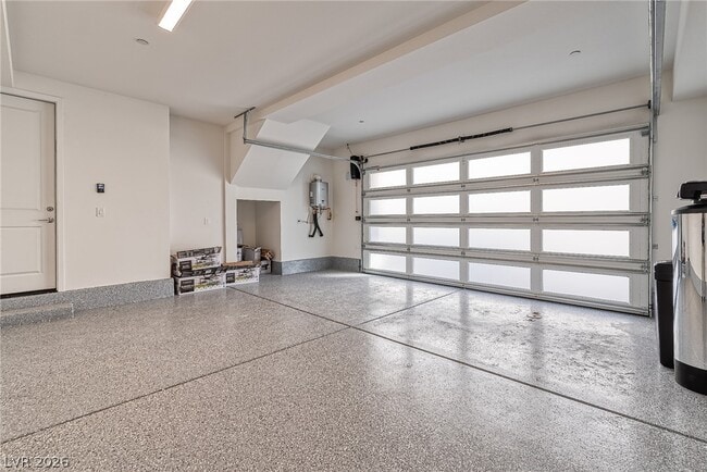 Building Photo - 639 Grey Saker St