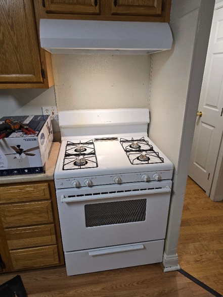 Building Photo - 1921 Shelby St