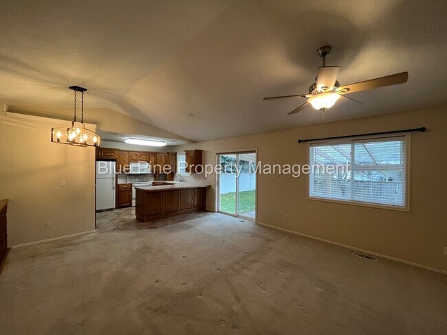 Building Photo - 4342 Williamsburg Ln