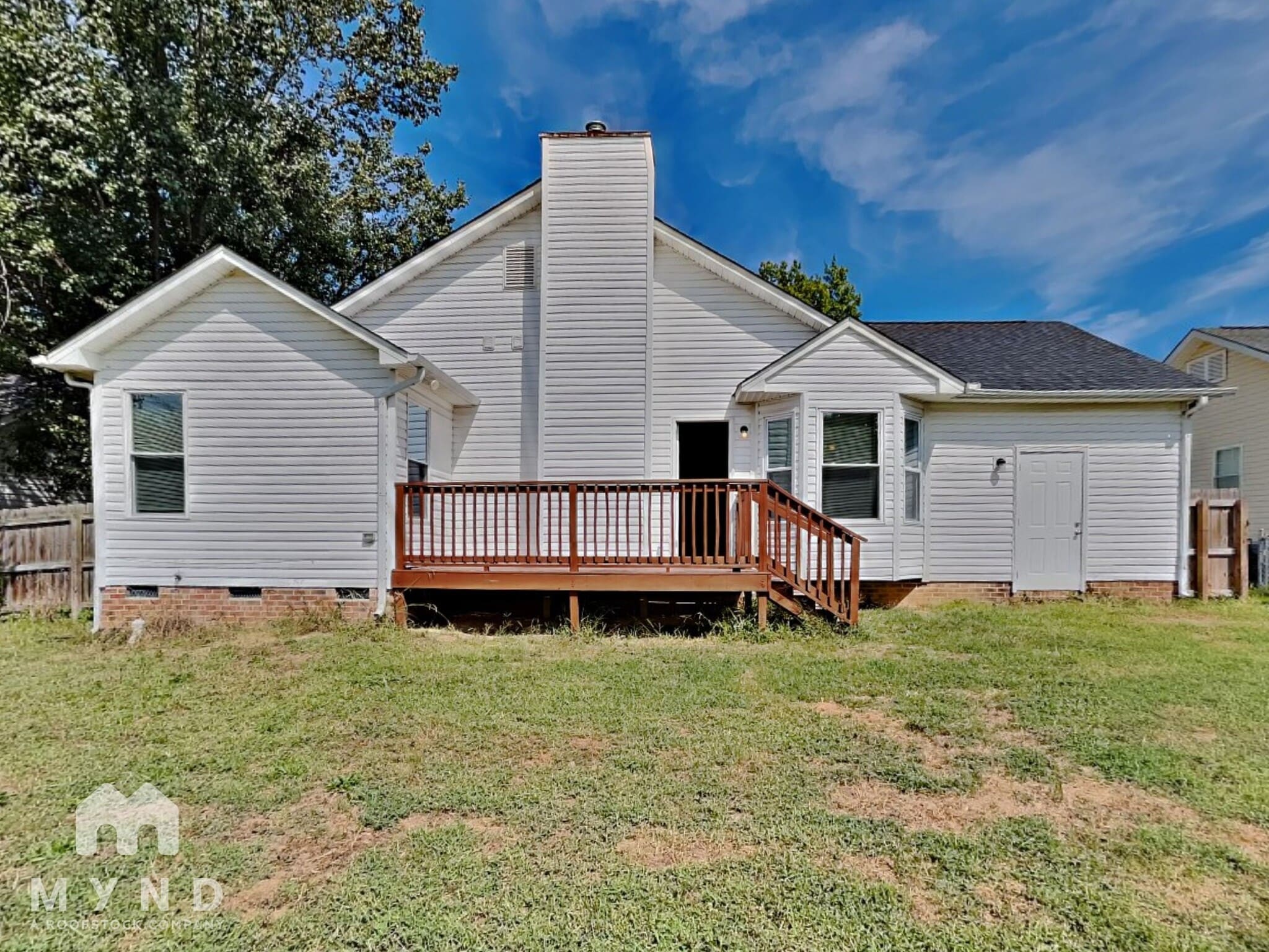 Building Photo - 2209 Maybrook Dr