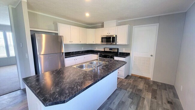 Building Photo - 526 Washington