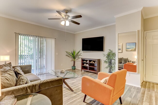 Building Photo - 170 Veracruz Dr