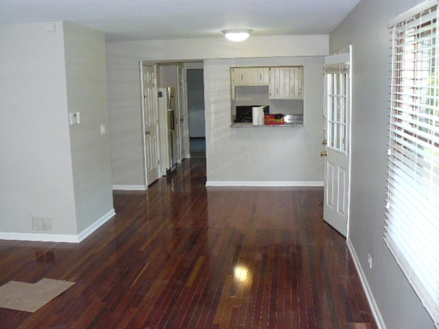 Building Photo - 12 W Bailey Rd