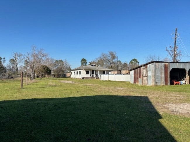 Building Photo - 34743 Betka Rd