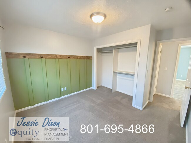 Building Photo - 5889 S 3260 W