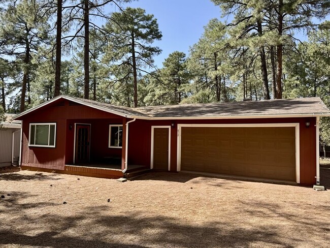 Primary Photo - Charming Rental in Payson