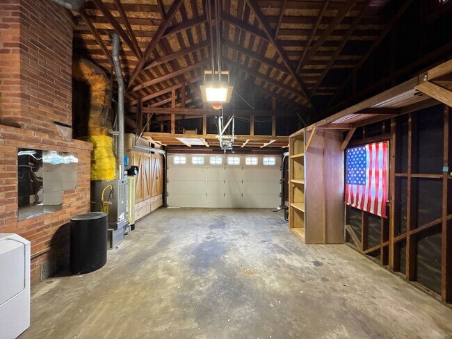 Building Photo - San Benancio Village — Spacious Home!