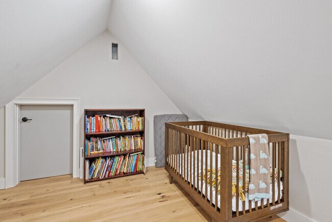 Building Photo - 108 Crooked Mountain Rd