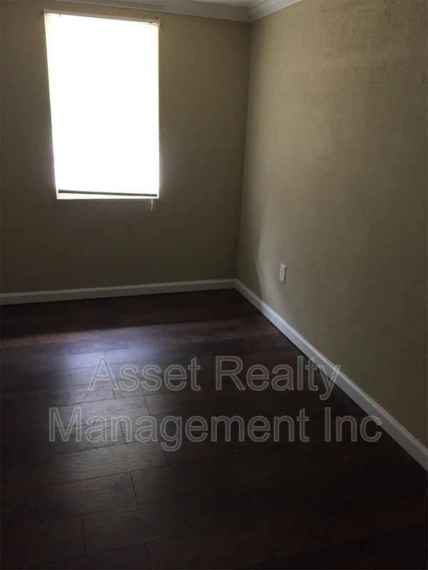 Building Photo - 608 Lester Rd