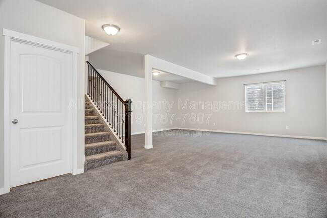 Building Photo - 2662 Shawnee Dr