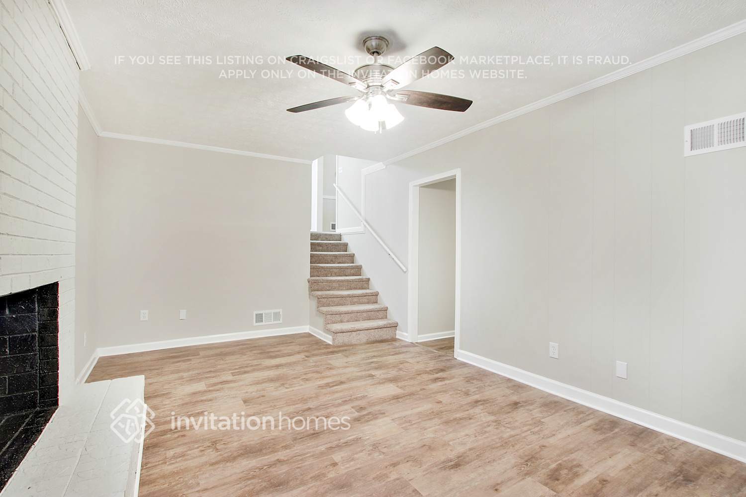 Building Photo - 3811 Sherwood Dr