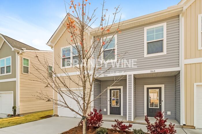 Building Photo - 110A Fosters Gln Pl