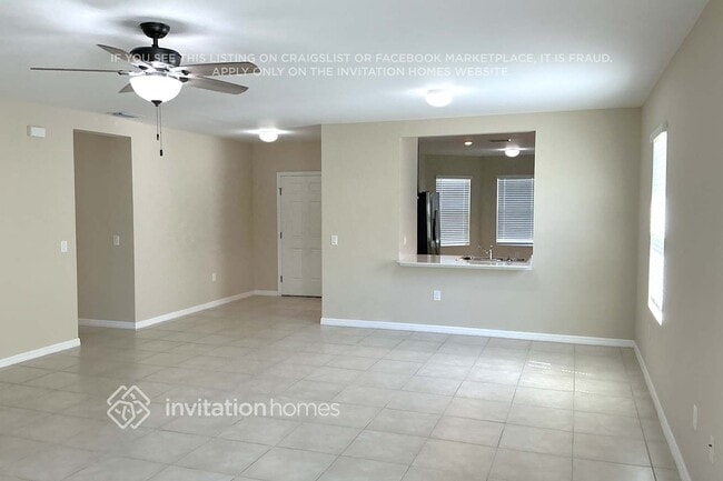 Building Photo - 3310 Acapulco Cir