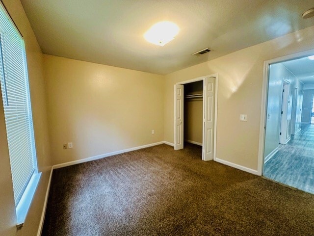 Building Photo - 5564 Banyan Ct