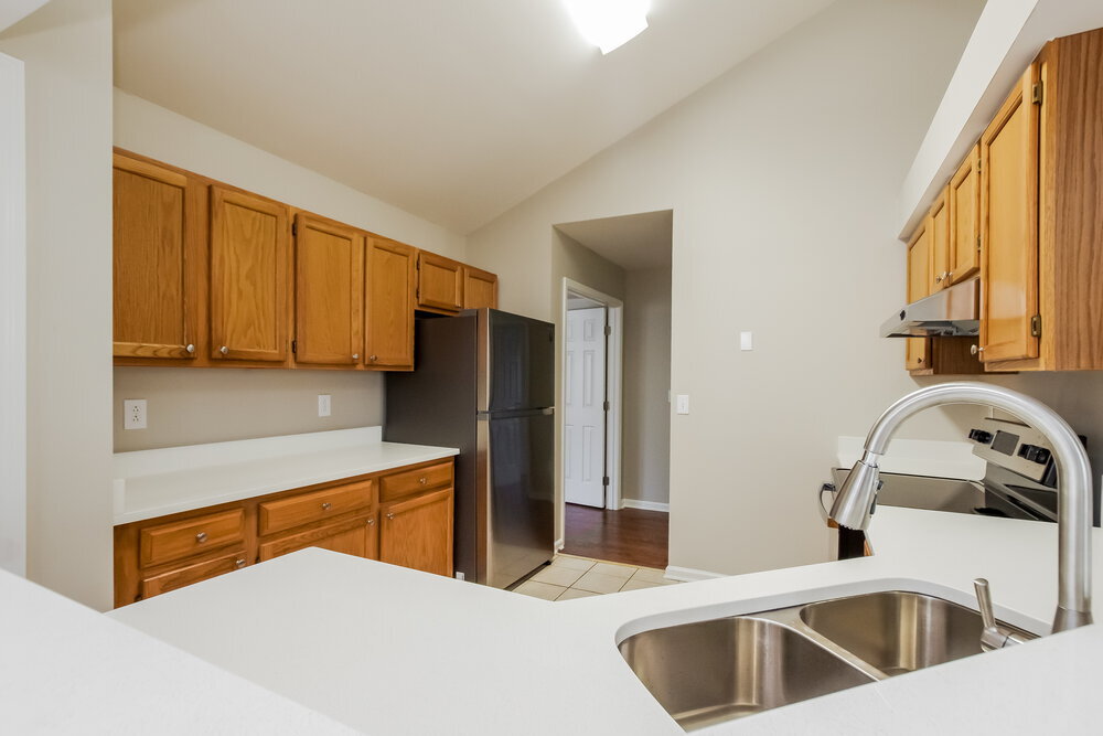 Building Photo - 7434 Crestside Ln