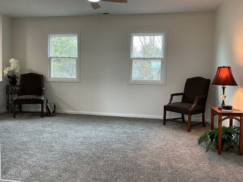 Building Photo - 4910 Pine Hall Rd