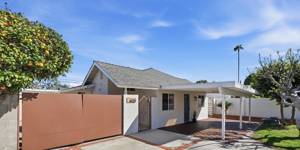 Building Photo - 6120 Case Ave