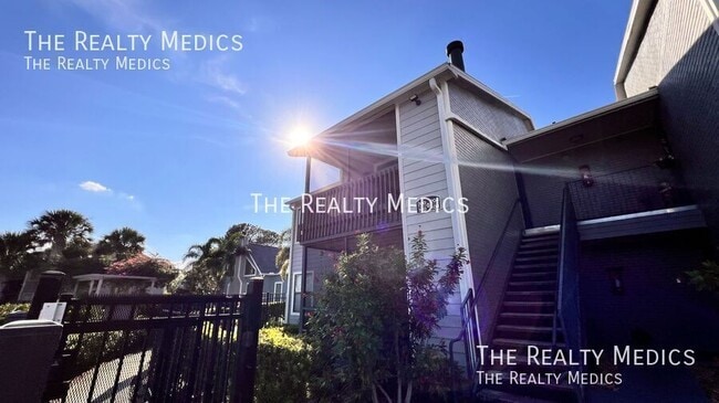 Building Photo - 3700 Idlebrook Cir