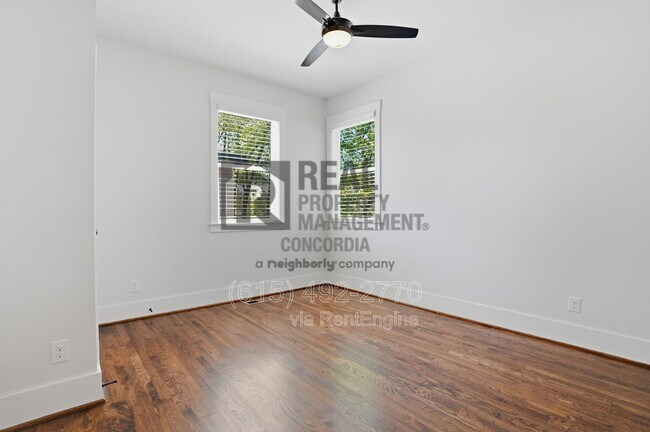 Building Photo - 1607 10th Ave N