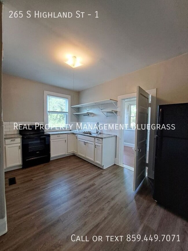 Building Photo - 265 S Highland St