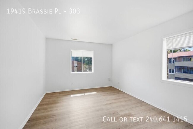 Building Photo - 19419 Brassie Pl