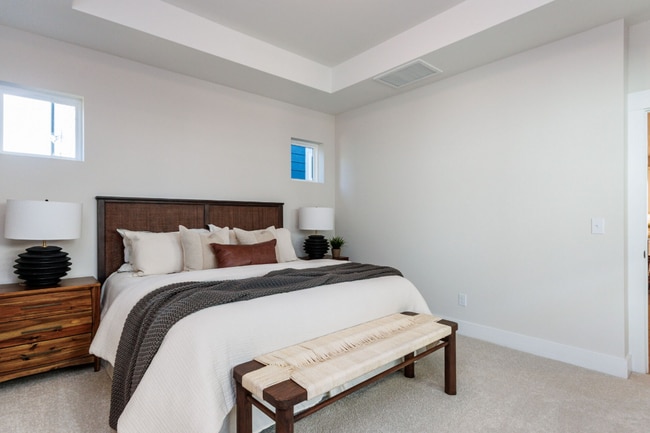 Building Photo - 339 Parkland Dr