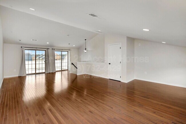 Building Photo - 22447 Norwalk Square