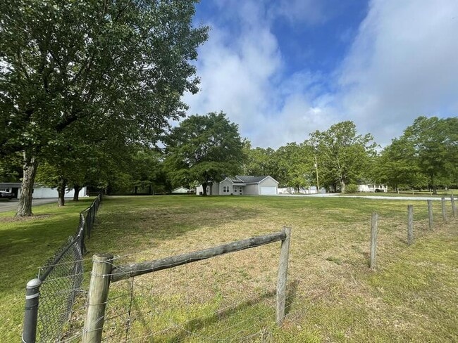 Building Photo - 5099 Mars Hill Rd