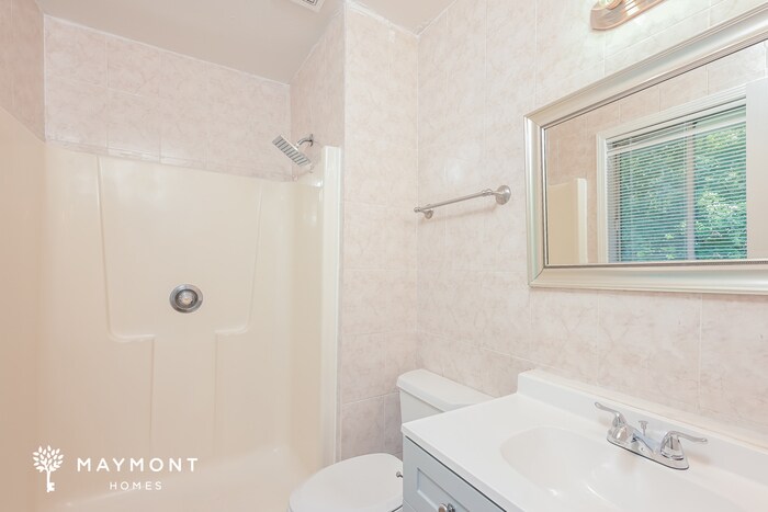 Building Photo - 7050 Merrywood Dr