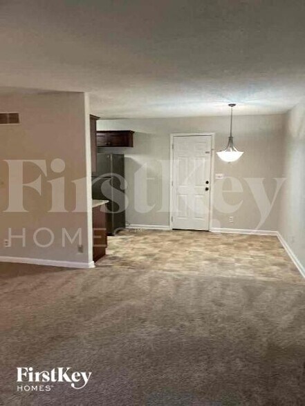 Building Photo - 4430 Lost Mountain Dr