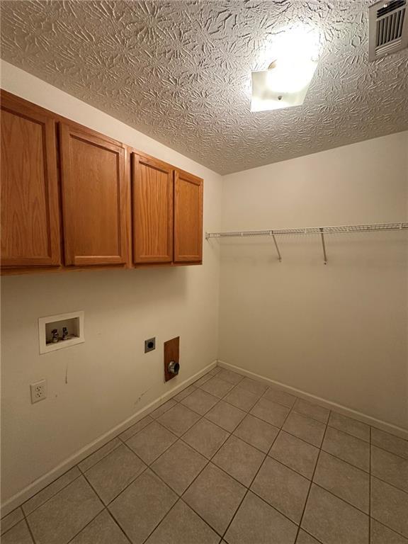 Building Photo - 3985 Hidden Hollow Dr