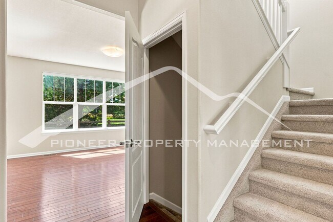 Building Photo - 6583 S Irvington Way