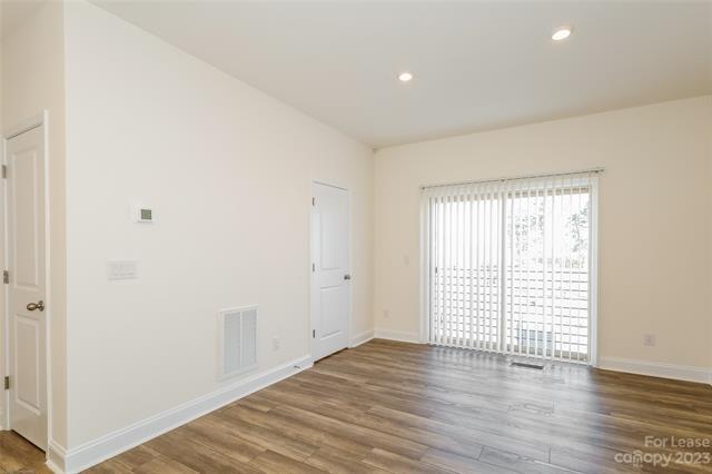 Building Photo - 2005 Freeland Pk Dr