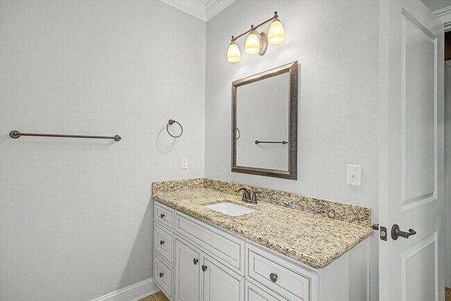 Building Photo - 7492 Sunny Mariana Ct