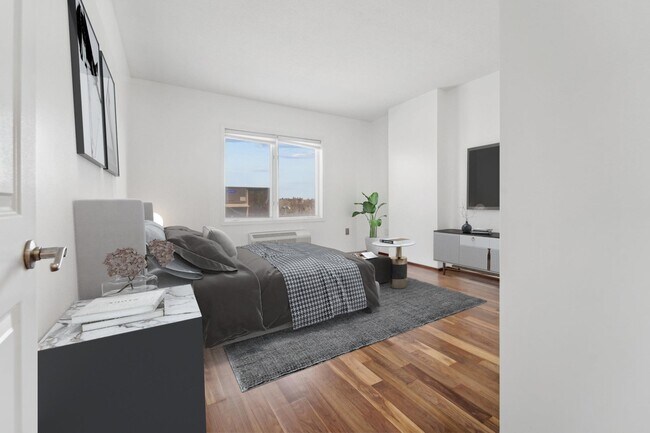 Building Photo - 1110 City Pl