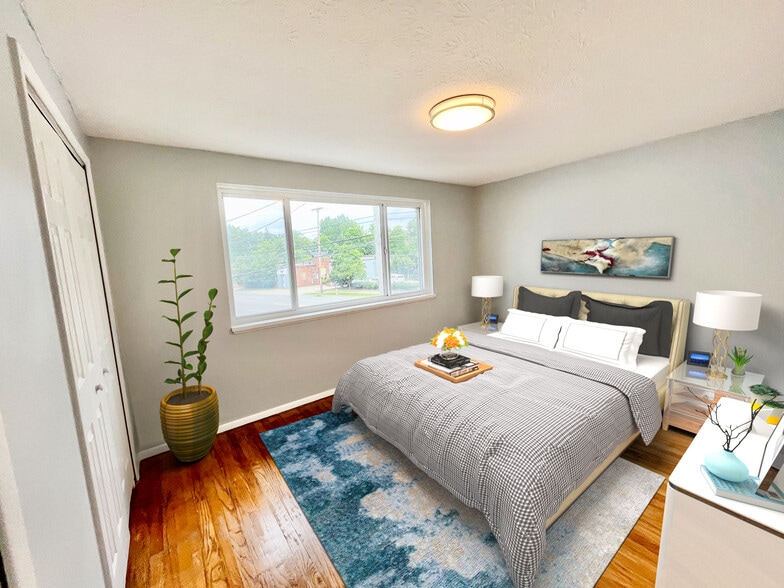 Building Photo - Mayfield 16 Townhomes