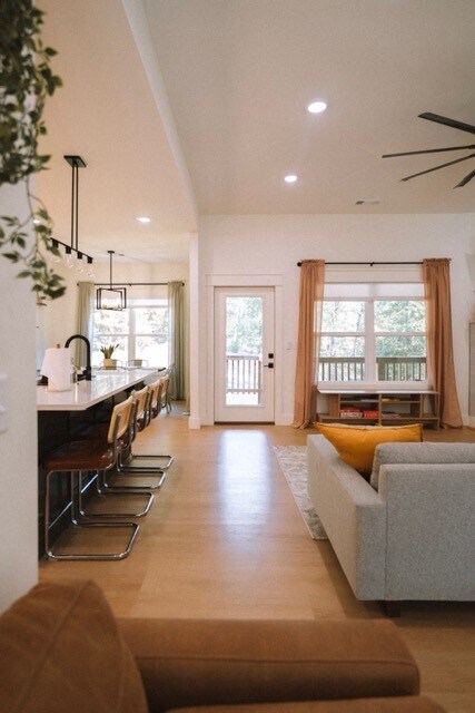 Building Photo - 3 Yardley Cir