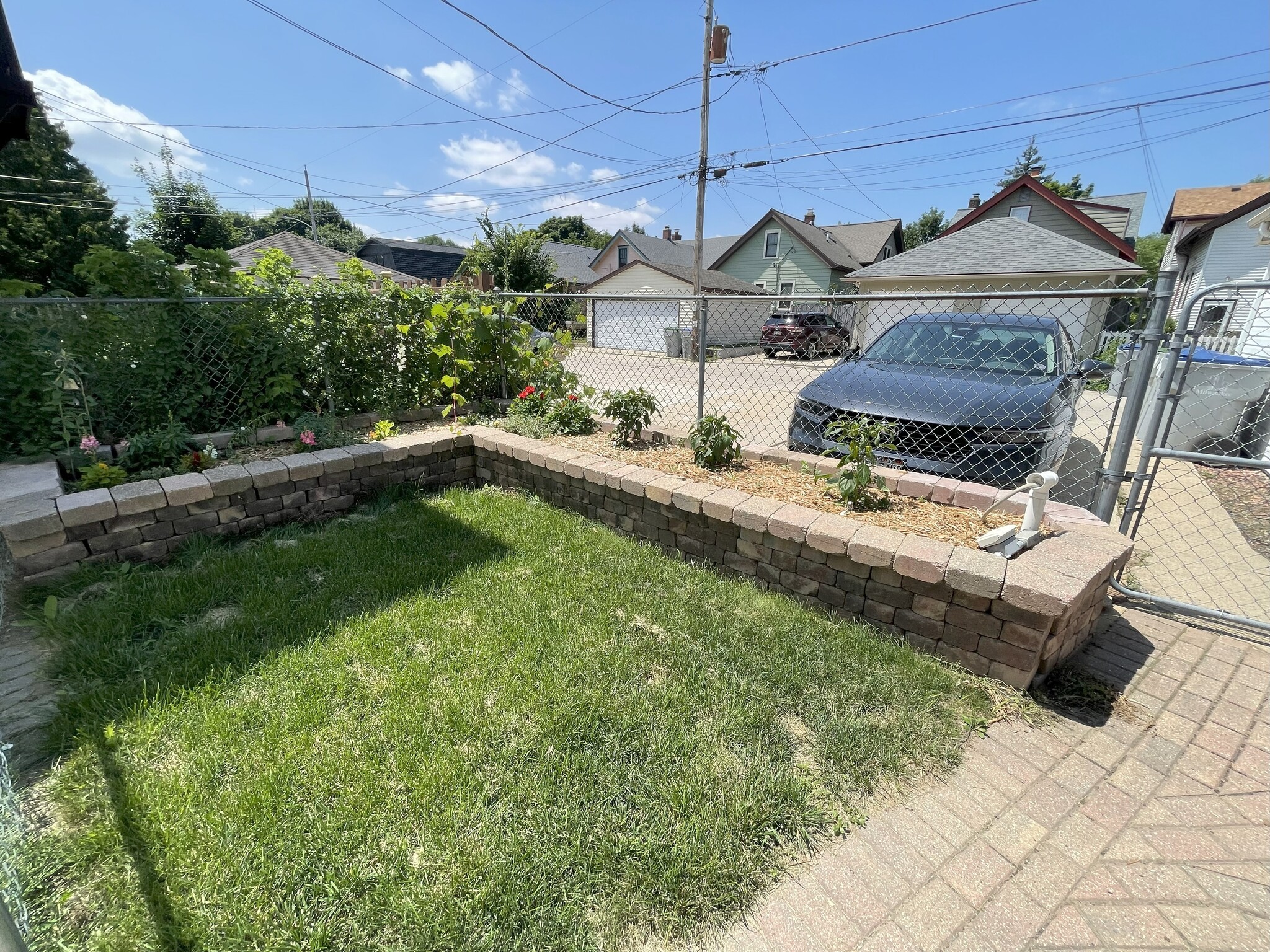 Building Photo - 1819 N 51st St