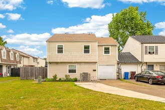 Building Photo - 4314 Midhurst Ln