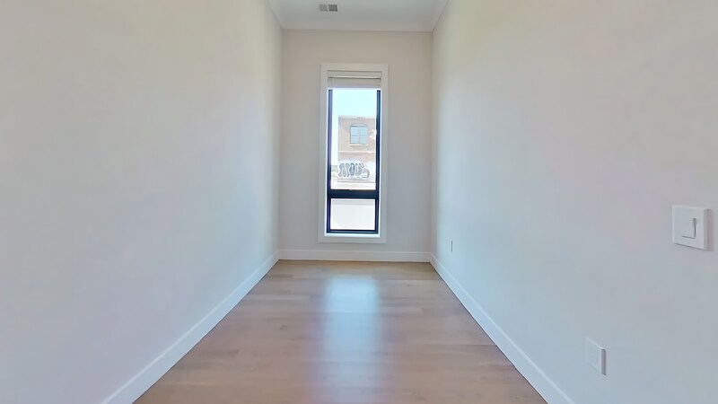 Building Photo - 11 Highgate St