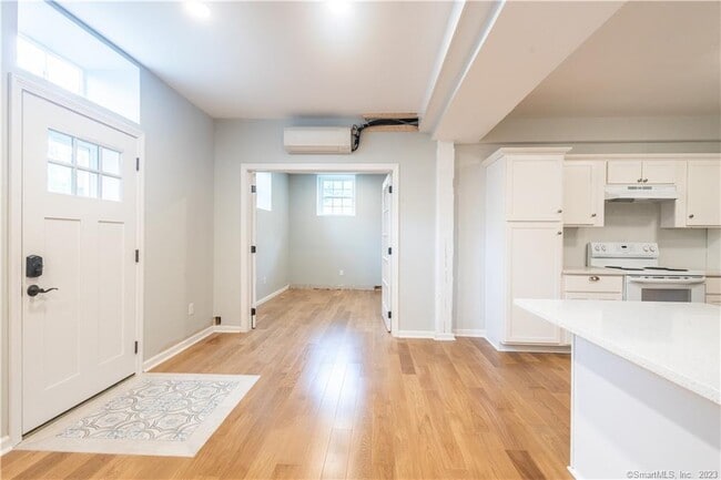 Building Photo - 55 Cider Mill Ln