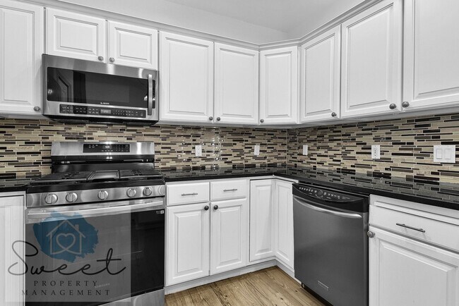 Building Photo - 5499 S Yarrow Pl