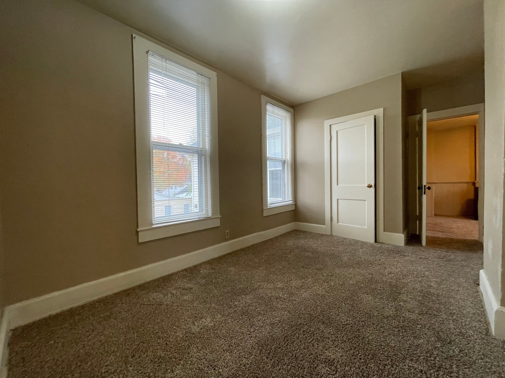 Bedroom - 631 N Dewey St