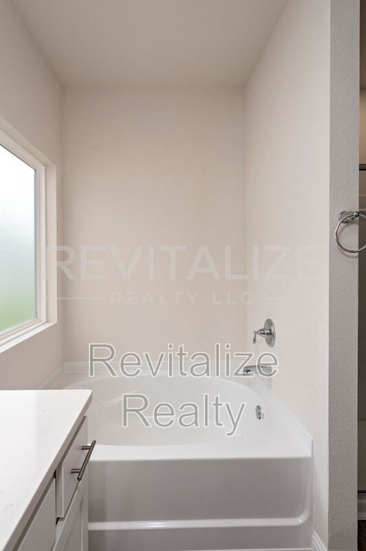 Building Photo - 14543 Dayton Cir