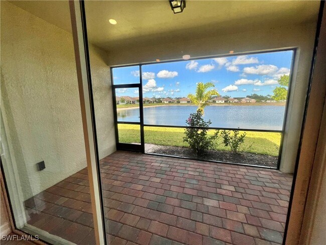 Building Photo - 1233 Enbrook Lp
