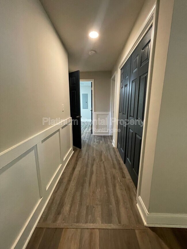 Building Photo - 189 W Jefferson St