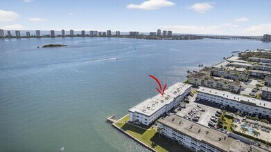 Building Photo - 100 Shore Ct