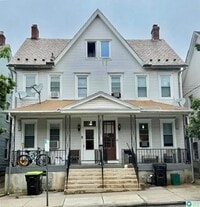 Building Photo - COMING SOON! FIVE BEDROOM TWIN HOME in SOUTH BETHLEHEM