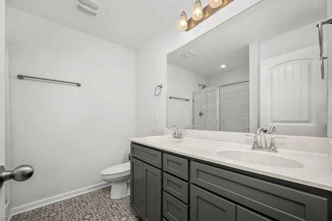 Building Photo - Curbo Ct 107